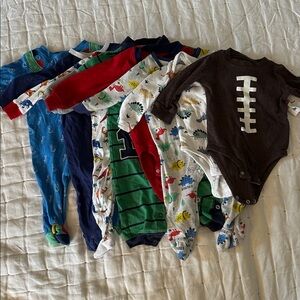 8 piece 6-9mo. Cozy Baby Boy dinosaur and sports Theme Clothes (033)